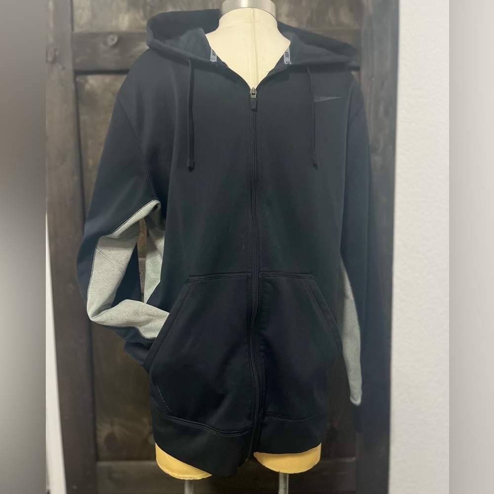 Nike Therma-Fit Black and Gray Zip Hoodie